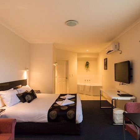 Best Western Mill Park Motor Inn Morang Екстериор снимка