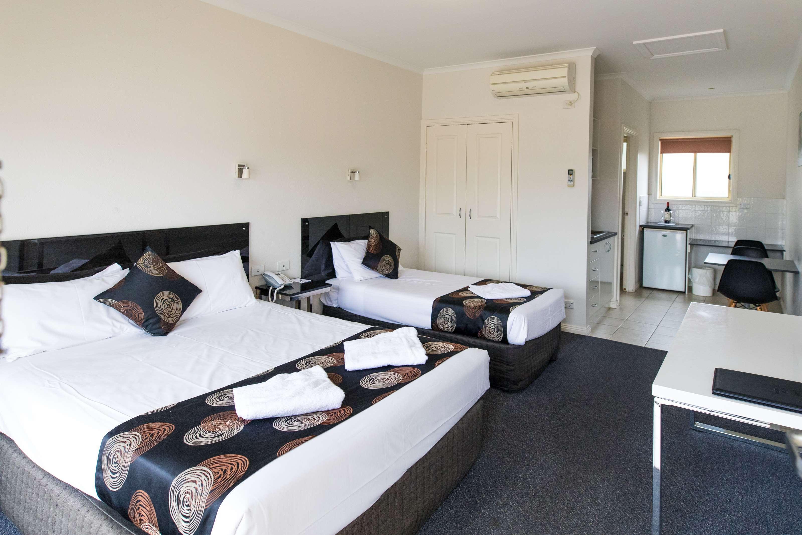 Best Western Mill Park Motor Inn Morang Екстериор снимка