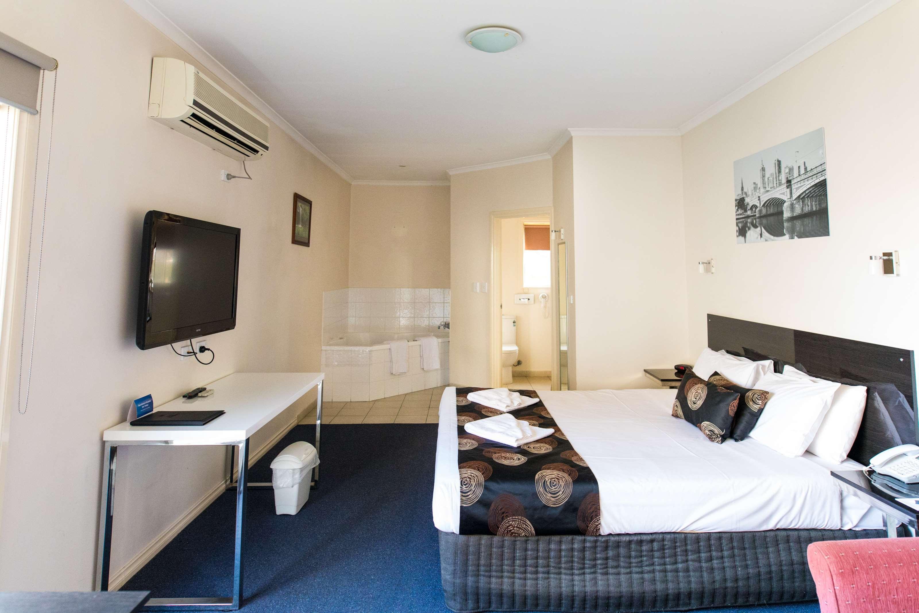 Best Western Mill Park Motor Inn Morang Екстериор снимка